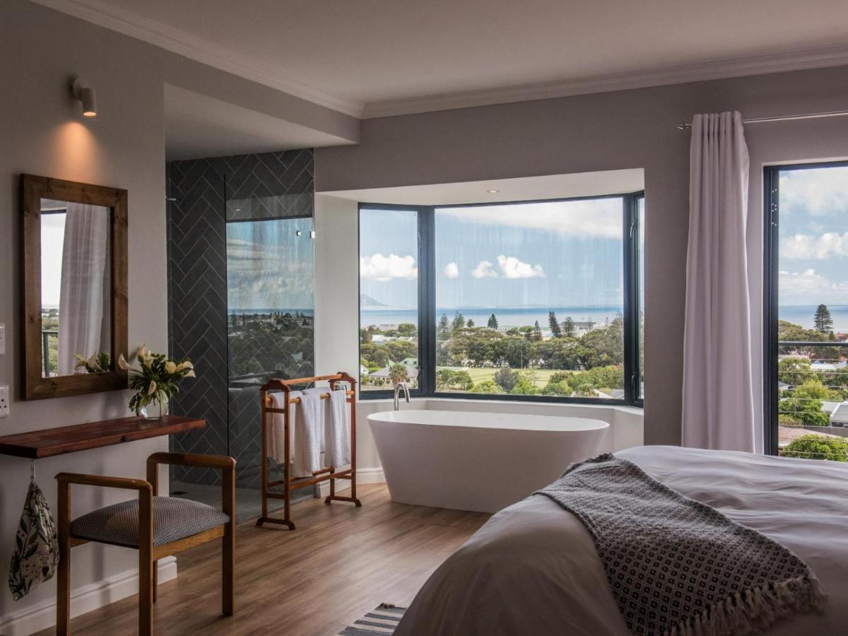 Ridge House Hotel Hermanus Bagian luar foto